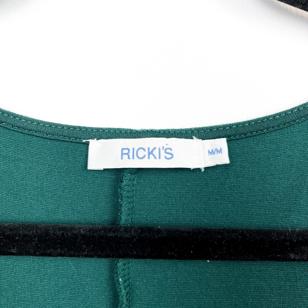Ricki's Short Sleeve Green Midi Dress - Picture 2 of 10